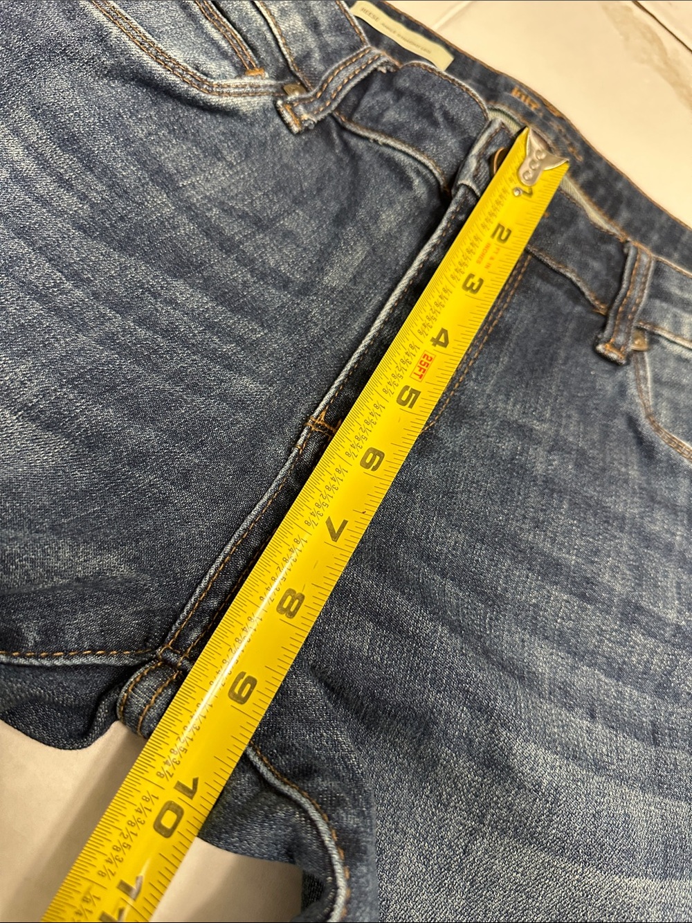Kut from the Kloth Ankle Straight Leg Reese Cropped Denim Womens 4 Petite - Picture 6 of 7